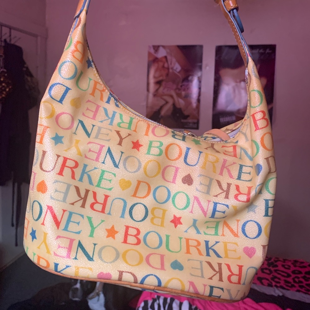 white dooney & bourke bag
